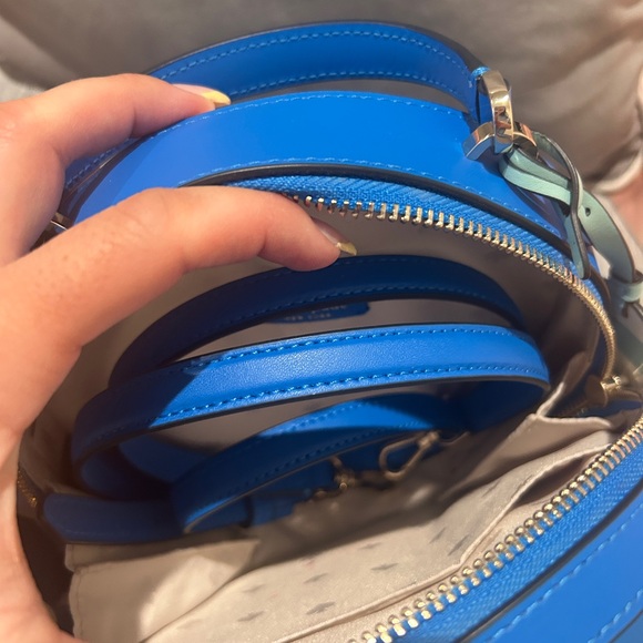 Kate Spade Blue and White Splash Pool Float Cross Body - Picture 11 of 13